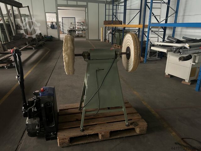 Buffing and polishing machine Schwabbel- und Poliermaschine Schwabbel- und Poliermaschine
