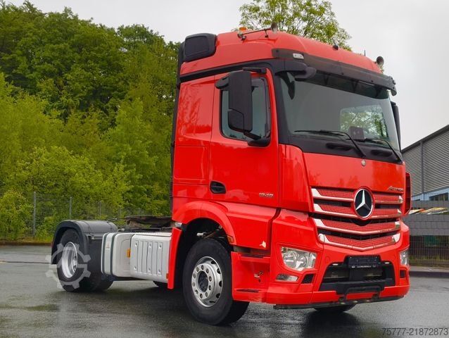 Standard tractor unit MERCEDES-BENZ Actros 18-48 Stream Space-MP4-Retarder-Hydraulik