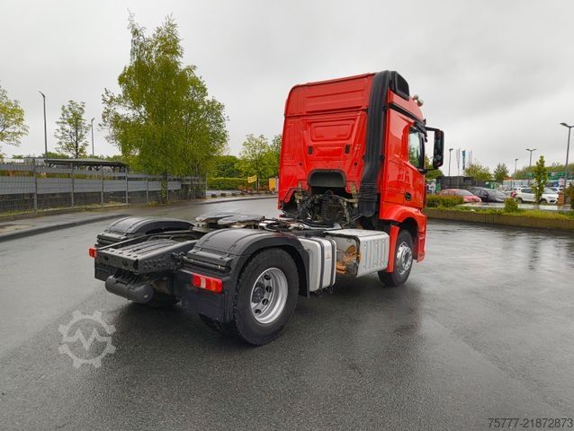 Standard tractor unit MERCEDES-BENZ Actros 18-48 Stream Space-MP4-Retarder-Hydraulik