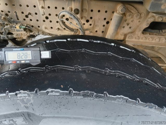 Standard tractor unit MERCEDES-BENZ Actros 18-48 Stream Space-MP4-Retarder-Hydraulik