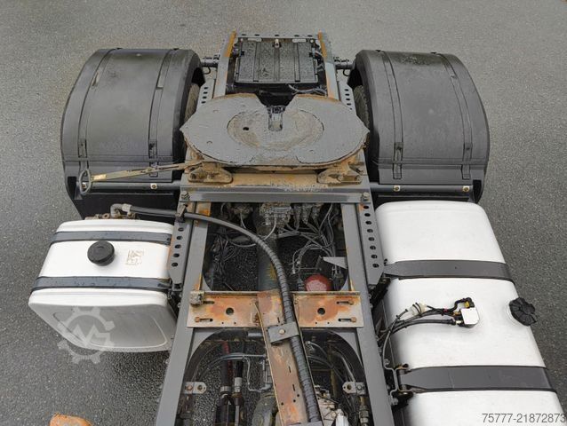 Standard tractor unit MERCEDES-BENZ Actros 18-48 Stream Space-MP4-Retarder-Hydraulik
