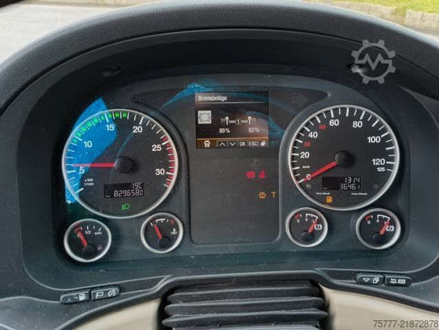 Swap body truck MAN TGX 26.470XXL INTARDER-Lift/Lenk-419tkm Engine