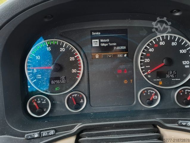 Swap body truck MAN TGX 26.470XXL INTARDER-Lift/Lenk-419tkm Engine