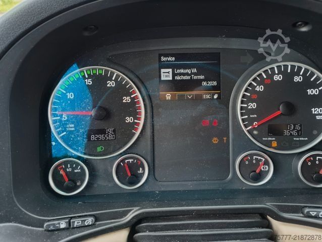 Swap body truck MAN TGX 26.470XXL INTARDER-Lift/Lenk-419tkm Engine