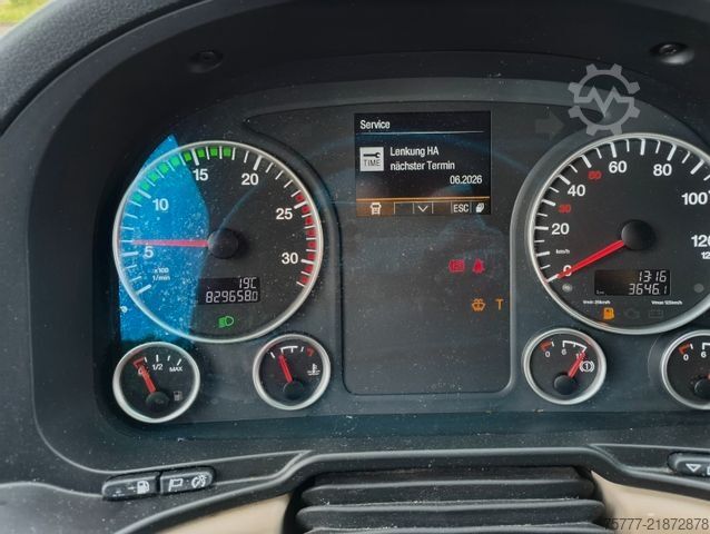 Swap body truck MAN TGX 26.470XXL INTARDER-Lift/Lenk-419tkm Engine