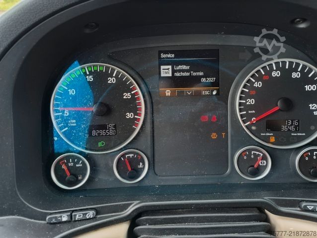 Swap body truck MAN TGX 26.470XXL INTARDER-Lift/Lenk-419tkm Engine