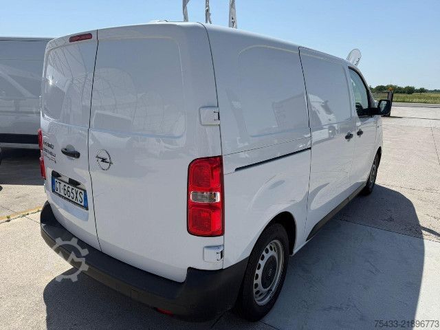Panel van Opel VIVARO 2.0 145CV L2H1