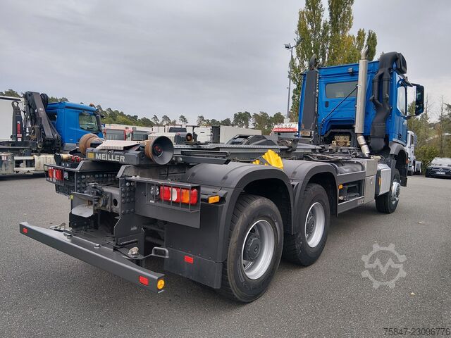 Roll-off tipper truck  Arocs 3342 A 6x6 Meiller RK  26.65 K