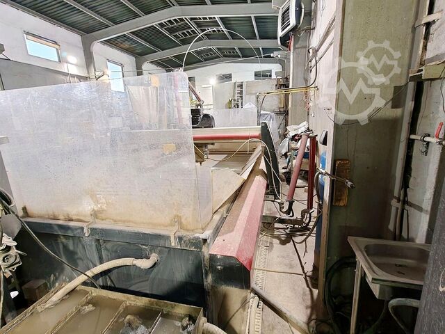 Waterjet cutting machine Omax Maxiem 1530