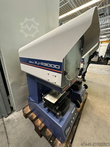 Profile projector Mitutoyo PJ-A3000