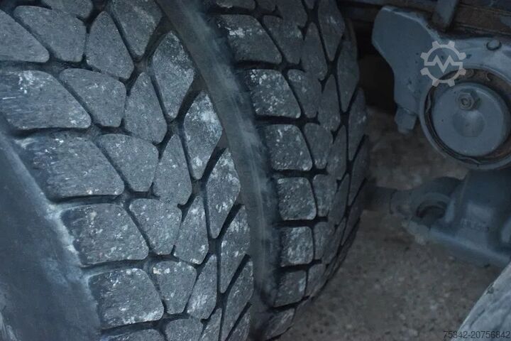 Hakenarmsystem Iveco Trakker 260T36 31.000 km !