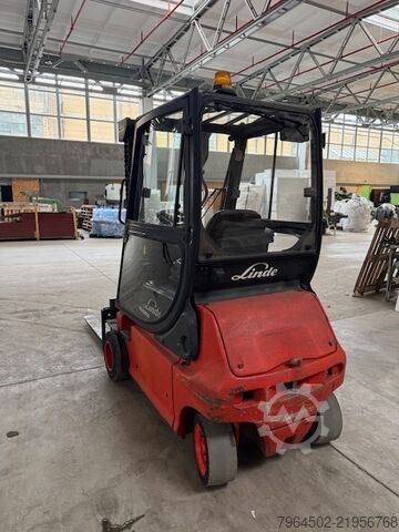 Forklift Linde E18P-02