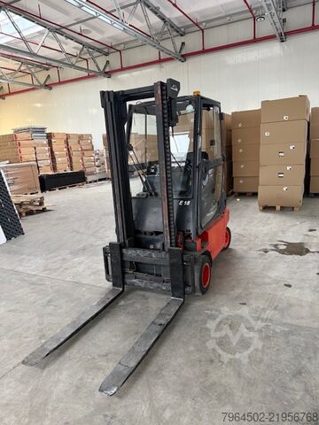 Forklift Linde E18P-02