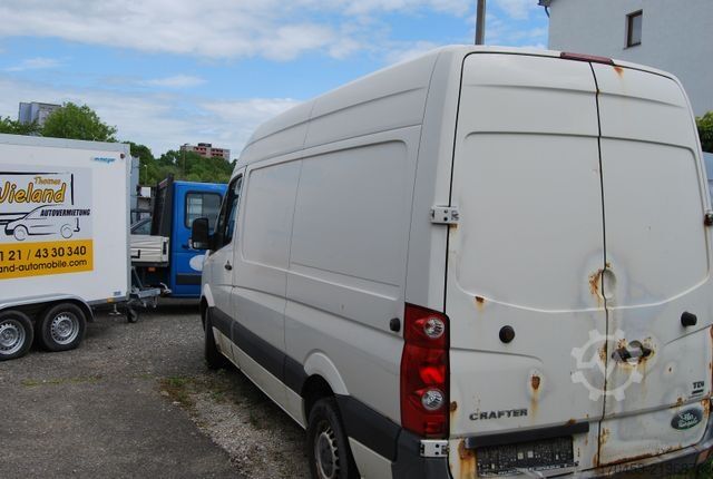 Refrigerator body van VOLKSWAGEN Crafter Kasten 35 mittel L2H2 Hochdach
