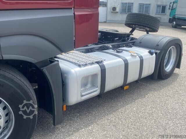 Standard tractor unit  Actros 1845 LS nRL Low Liner