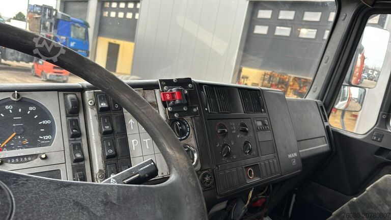 Abfallsammelfahrzeug MAN 18.285 (GARBAGE TRUCK / TOP CONDITION / 6 CYLIN...