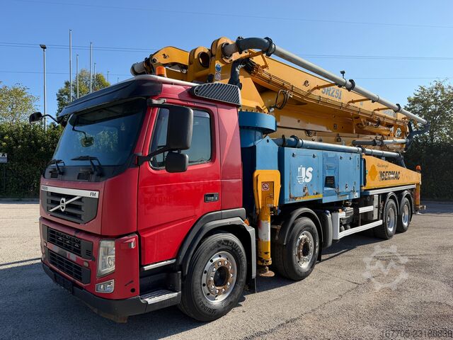 Concrete pump truck Volvo FM460