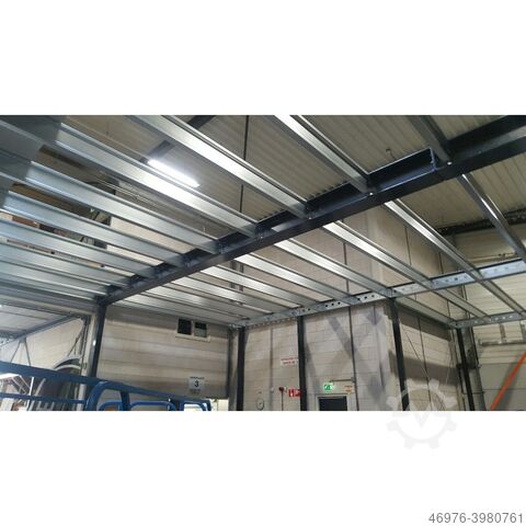 Lagerbühne Eingeschossig / 8.000 x 5.000 mm Tragkraft: 500 Kg / m²