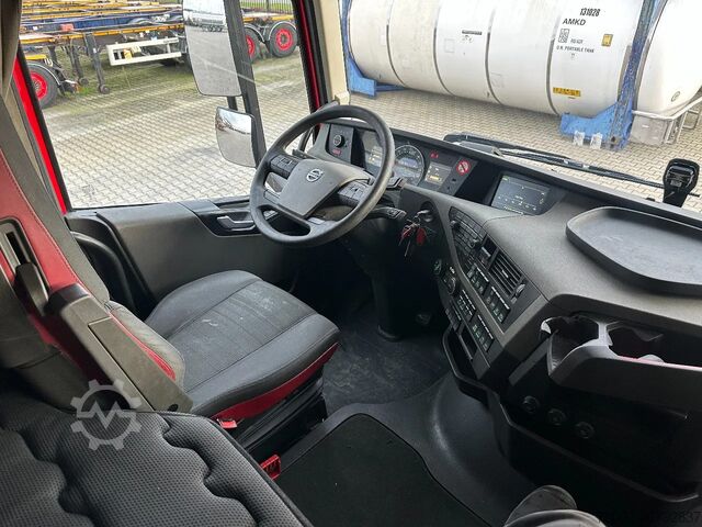 Gefährliche Stoffe Volvo FH Globetrotter 4x2 ADR (EXII, EXIII, FL, AT) E...