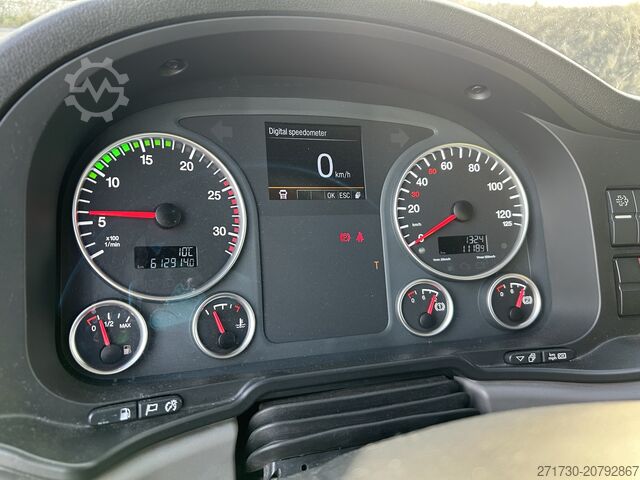 Autotransporter LKW MAN TGX 26.460 / NEW GALVANIZED Tow truck