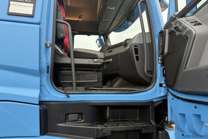 Standard tractor unit Renault T520 6x2 Kipphydraulik / Swiss-Vehicle