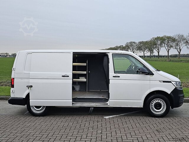 Volkswagen Transporter 2.0 TDI L2H1 T6.1 with Apple CarPlay! VW TRANSPORTER 2.0 TDI L2H1 T6.1 Carplay!!