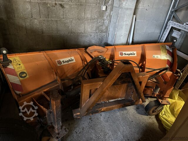 Snow pusher Saphir-Fricke SPV2301G