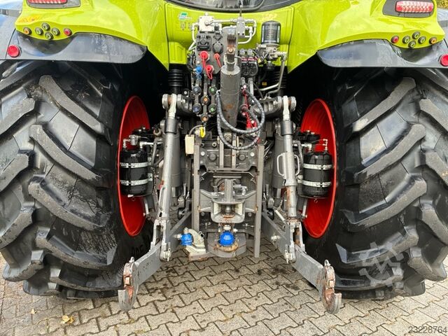 CLAAS Axion 870 CMATIC CLAAS Axion 870 CMATIC