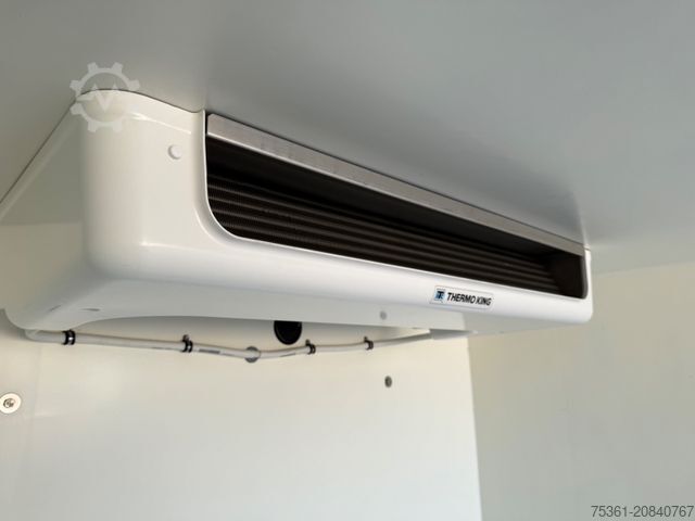 Kühltransporter IVECO Daily 70C18 Kühlkoffer Ladebordwand