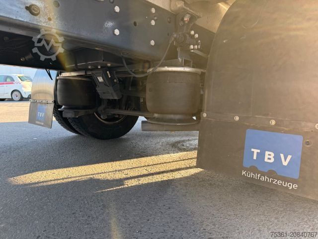 Kühltransporter IVECO Daily 70C18 Kühlkoffer Ladebordwand