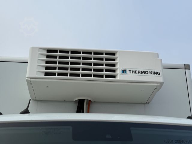 Kühltransporter IVECO Daily 70C18 Kühlkoffer Ladebordwand