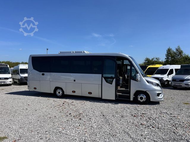 Bus IVECO Daily