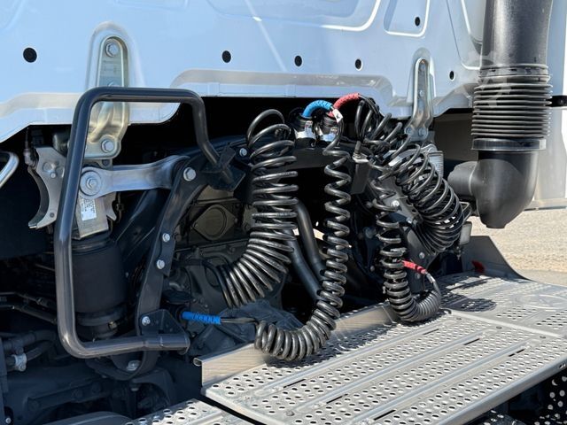 Standard tractor unit MERCEDES-BENZ ACTROS 5 1848 GigaSpace SoloStar, Kipphydraulik