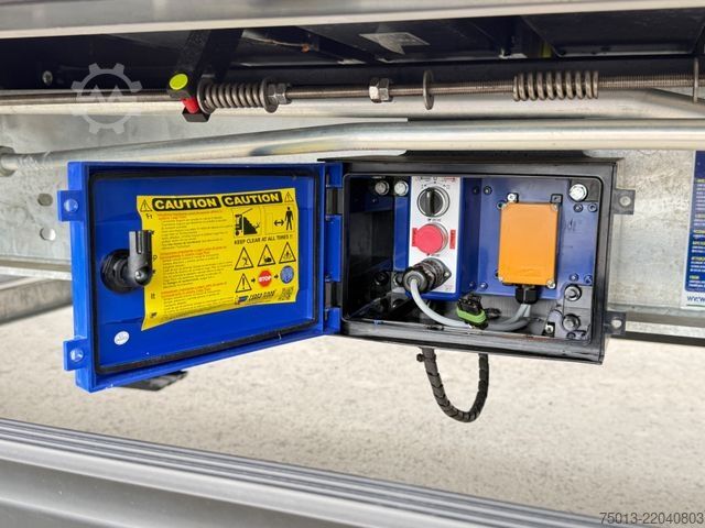 Walking floor semitrailer  TMT 92 cbm, Lift- u Lenkachse, Schutzplane links