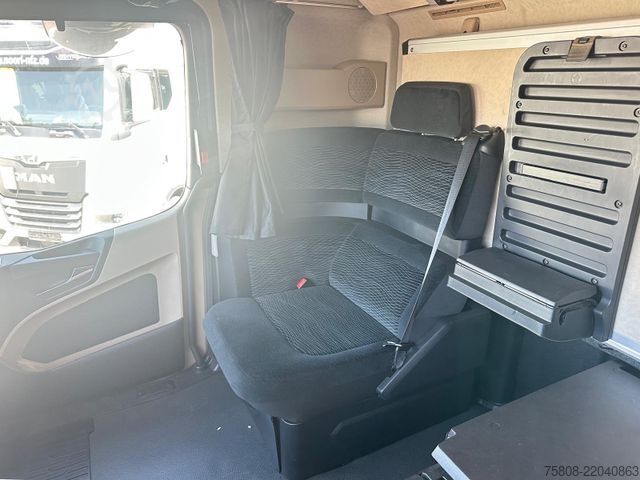 Standard tractor unit MERCEDES-BENZ Actros 1848 Big Space 2 Tanks Retarder PPC Solos