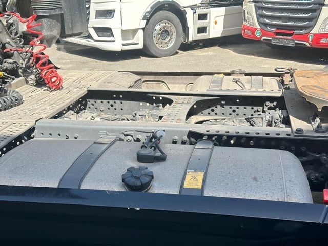Standard tractor unit MERCEDES-BENZ Actros 1848 Big Space 2 Tanks Retarder PPC Solos