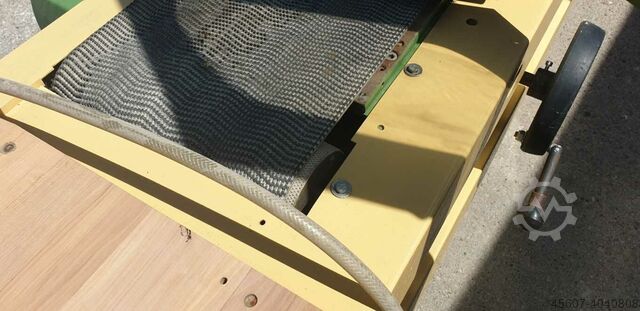 M-300 Vangroenweghe M-300