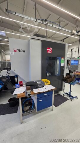 Vertikales Bearbeitungszentrum Haas UMC-750SS