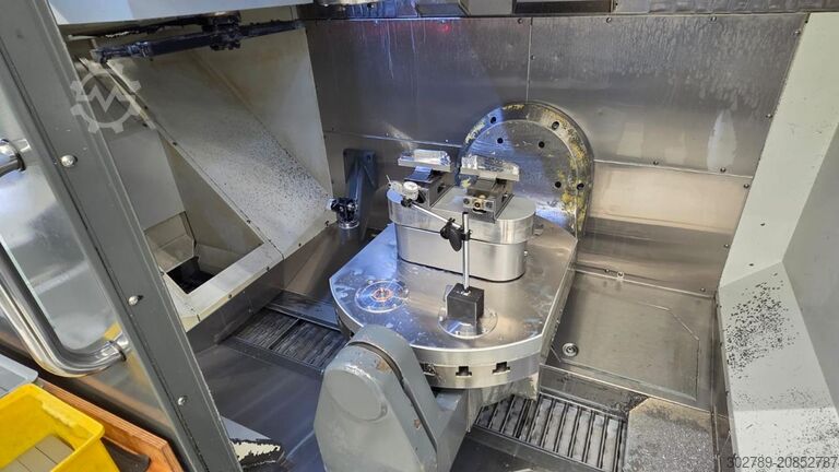 Vertikales Bearbeitungszentrum Haas UMC-750SS