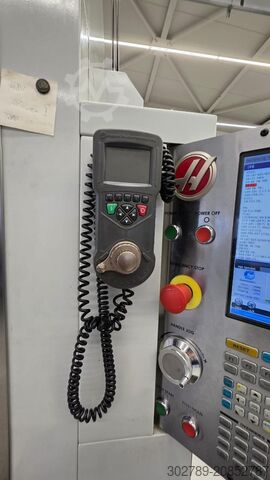 Vertikales Bearbeitungszentrum Haas UMC-750SS