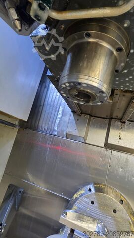 Vertikales Bearbeitungszentrum Haas UMC-750SS