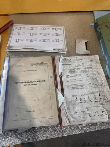 Eckverbindungspresse Schüco Eckverbindungsmaschine