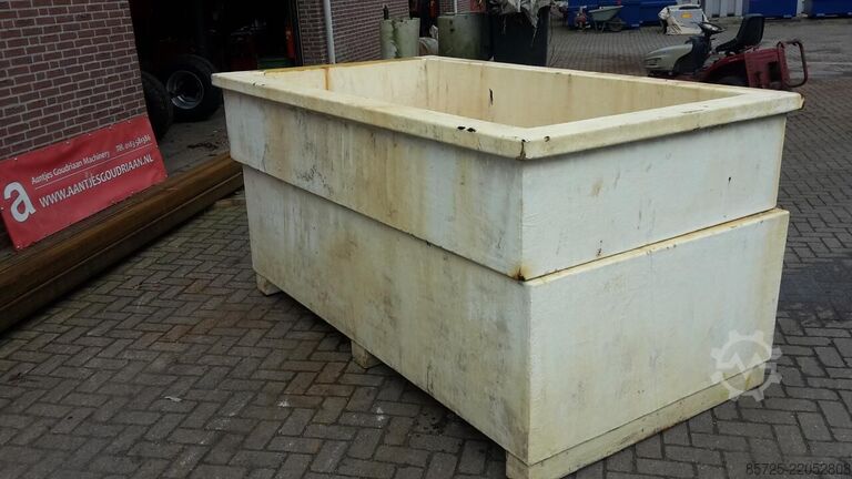 Storage medium  