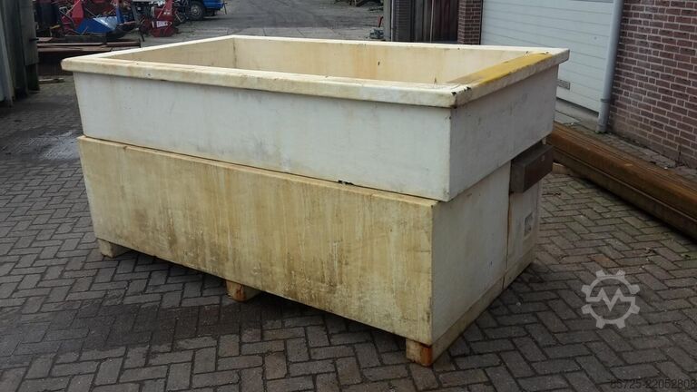 Storage medium  