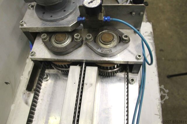 Powder coating plant Braun Vorschub Antrieb