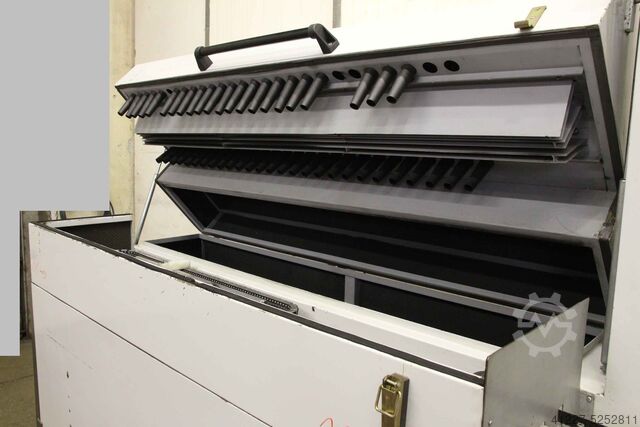 Powder coating plant Braun Vorschub Antrieb