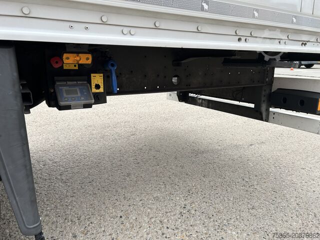 Box body Schmitz Cargobull SCB S3B / Box Trailer / 2x Liftas / APK TUV 10-26
