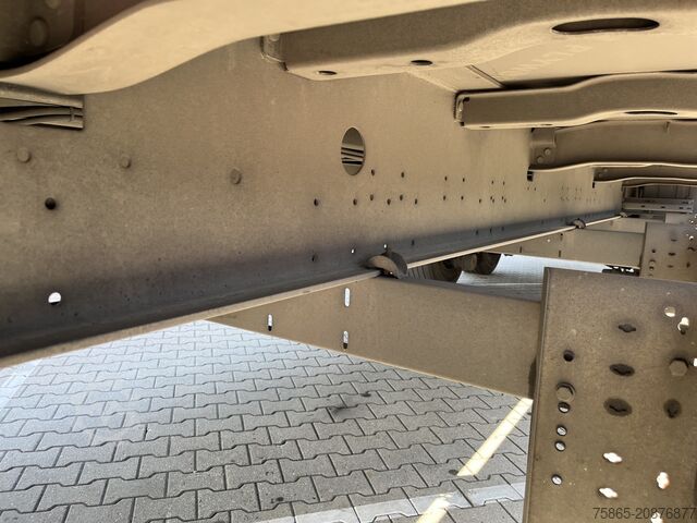 Box body Schmitz Cargobull SCB S2 / Box Trailer / 2 axle Disk / NL Trailer...