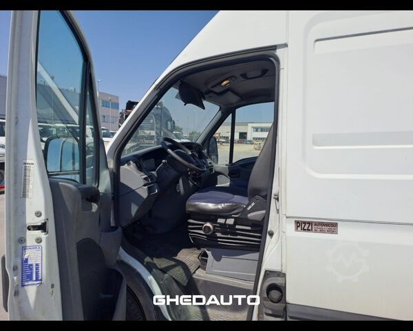 Minibus IVECO DAILY 35 - DAILY 35/A
