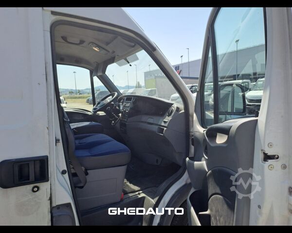 Minibus IVECO DAILY 35 - DAILY 35/A